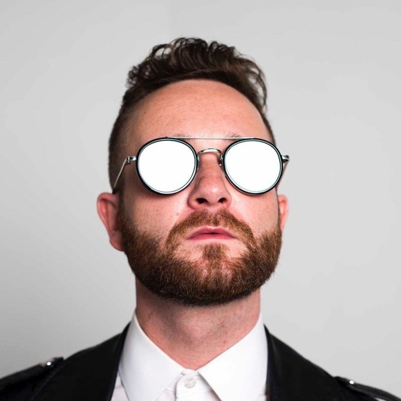 Meet your Posher, Jamison - Picture 1 of 1